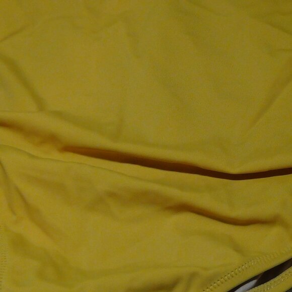 Shade & Shore Women's Asymmetric Twist One Piece Swimsuit Gold S,M.XL - Picture 9 of 16